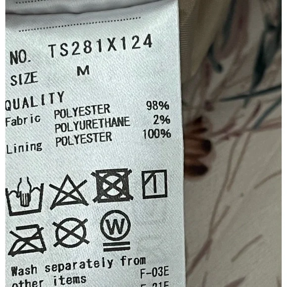 axes femme Floral pleated Midi Skirt
100% Polyester
Elastic waist - Picture 4 of 5